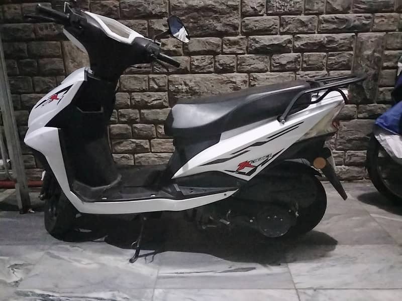 Yamaha Cygnus Scooty for sale 5