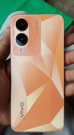 Vivo Y17s 6/128  With 6 months warranty just 30000