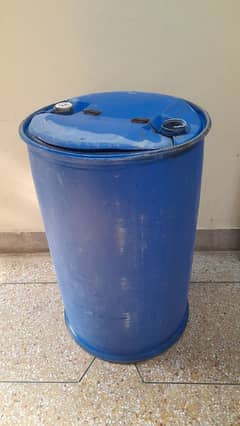 220 litres Plastic drum