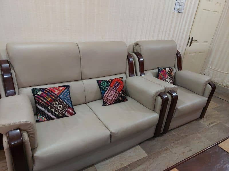 7 Seats Sofa Set , With 2 Tables 1