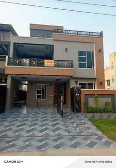 10 MARLA HOUSE AVAILABLE FOR SALE IN LDA AVENUE BLOCK J