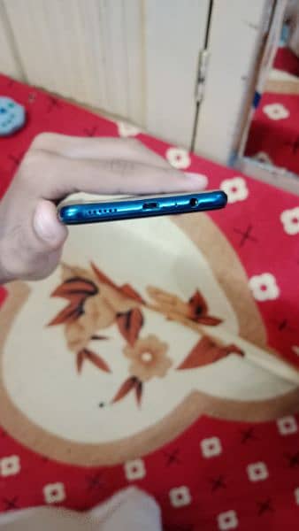 vivo s1 6 128 gb 10by 10 condition 4