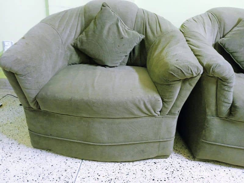 2 seater sofa 3