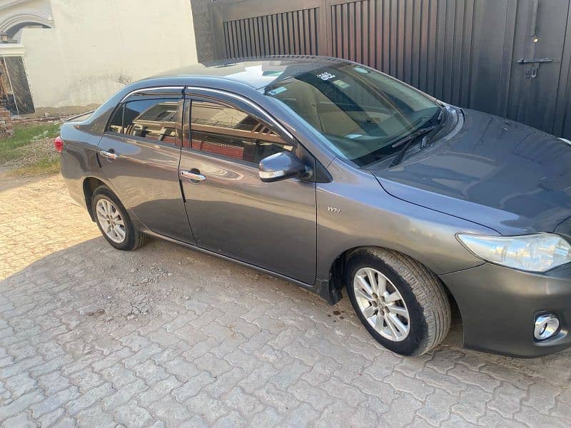 Toyota Corolla GLI 2011 5