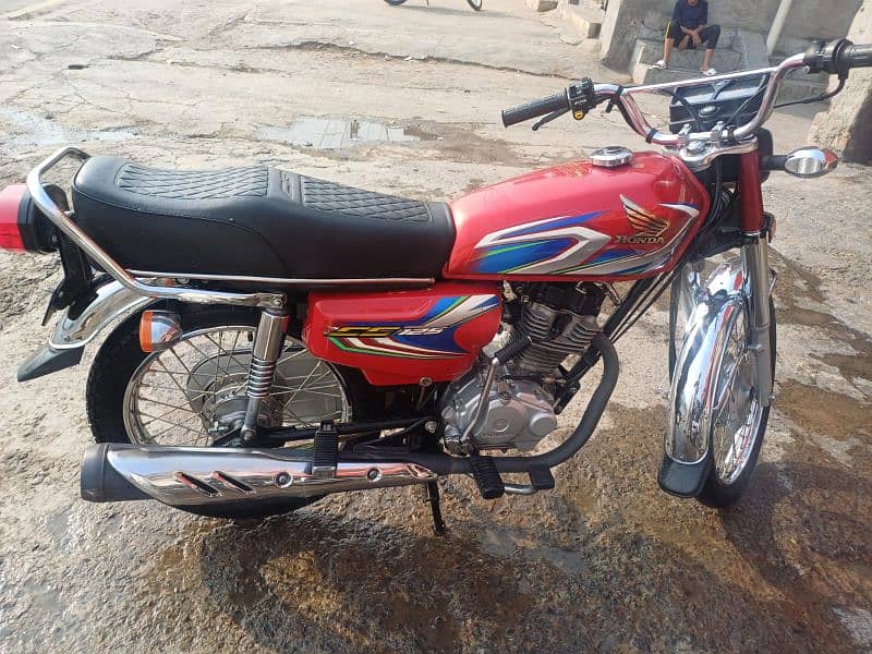 Honda 125. model 2022. jenven condition. 4