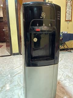 selling water dispenser with refrigerator