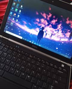 Selling *intel core i3 2nd gen* Dell latitude laptop