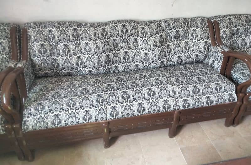 Sale Sofa Set 1