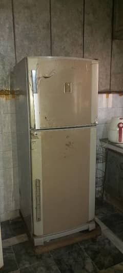 Dawlence Fridge Refrigerator (Good Condition) FOR SALE