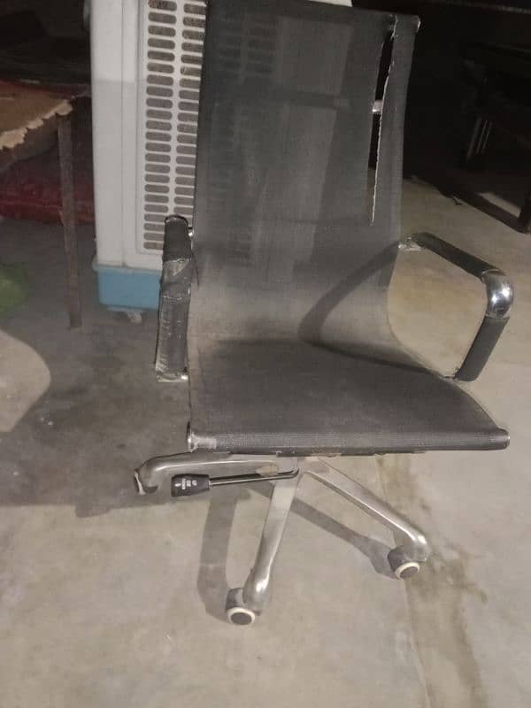 office chair 0