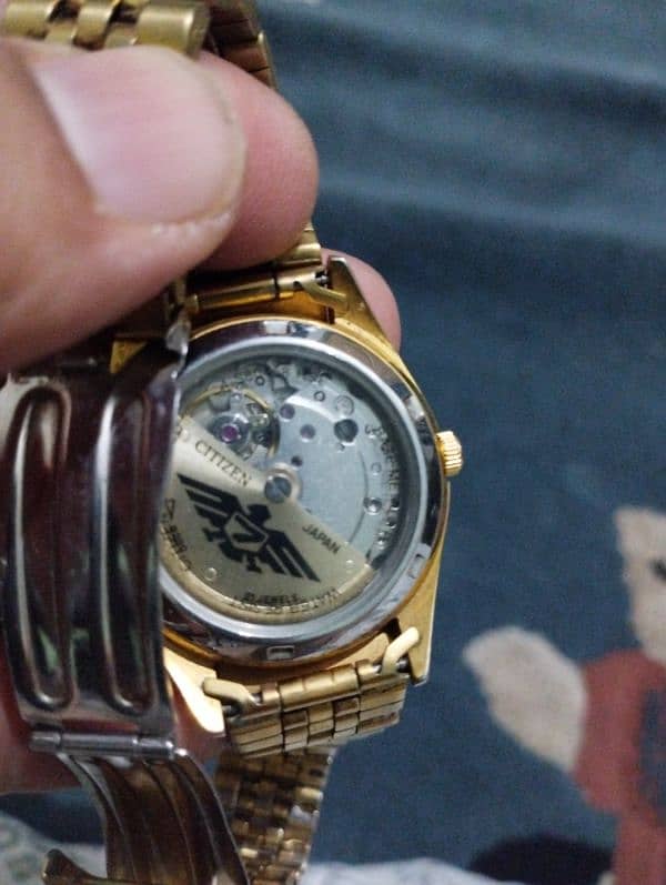 Automatic 21 Jewels Citizen Golden 8200 eagle 7 original movement. 2