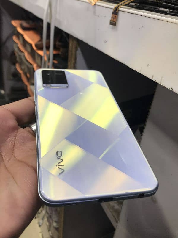 vivo y21 4