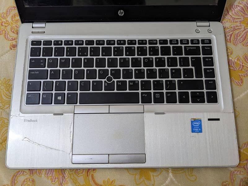 HP folio 9480m 1