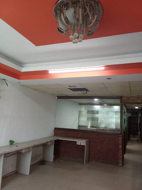 Shahra-e-Faisal 1800 sqft office on Rent 2