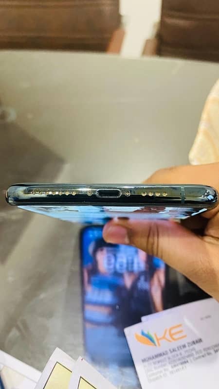 IPHONE 11 PRO MAX PTA APPROVED 3