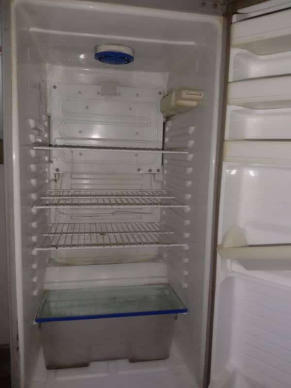 Dawlance refrigerator 2