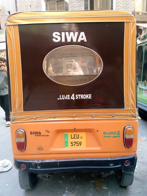 SIWA AUTO all ok all parts genuine ha koi masla nahi ha 1