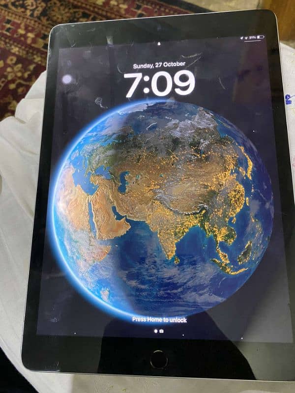 iPad 9 generation 64 GB 8/10 2