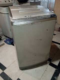 Dawlance Fully Automatic Washing machine