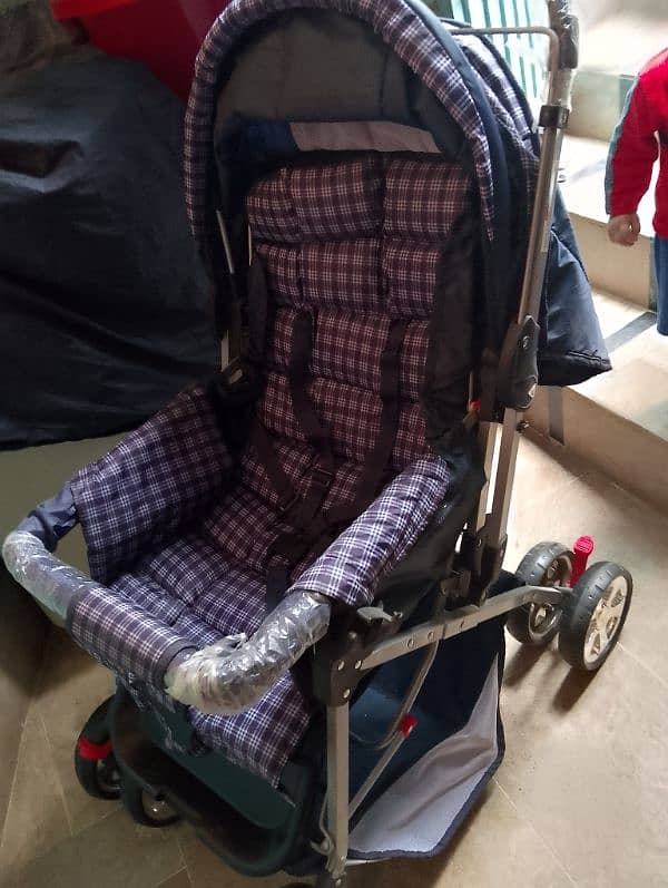 baby pram. 3