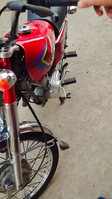 Honda 125 Pindi number 4