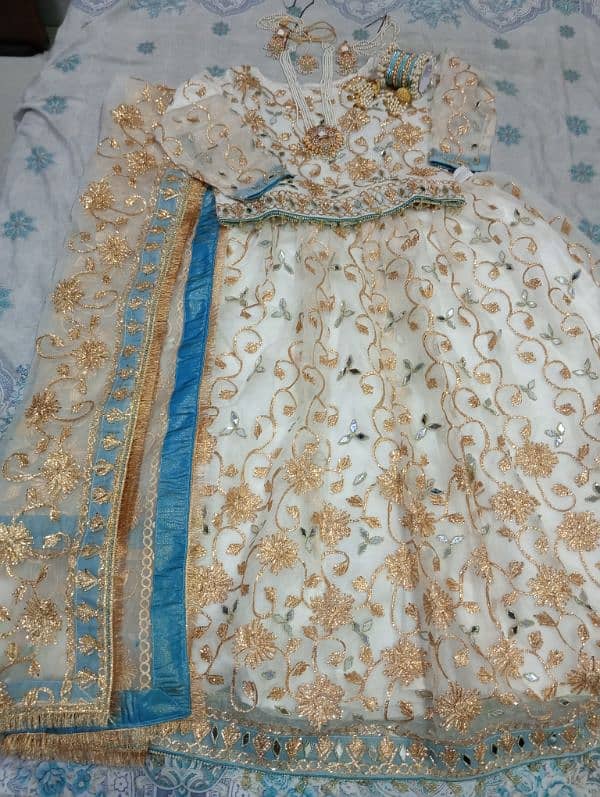 3 piece Lahnga white & gold combination with jewellery 9