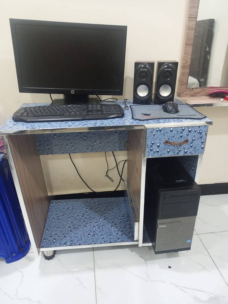 Desktop Pc for Sale 0