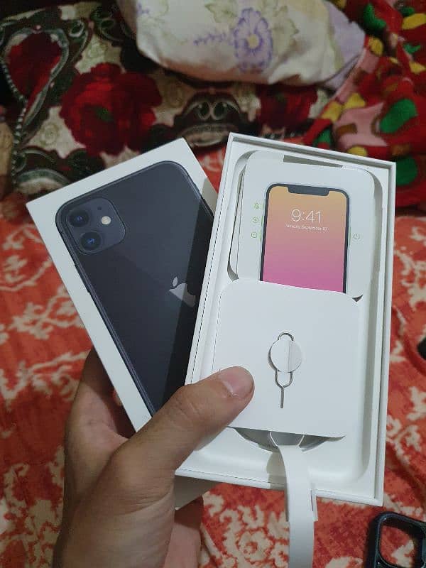 iphone 11 JV 10/10 Condition, Box + Charger Available. 3