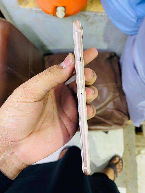 iPhone 8 plus 256  PTA approve 4