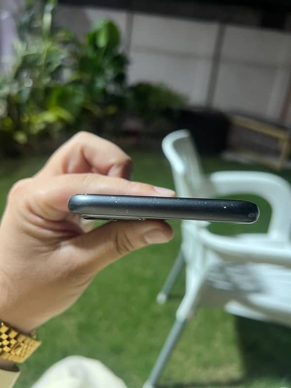 iphone 11 PTA approved 2