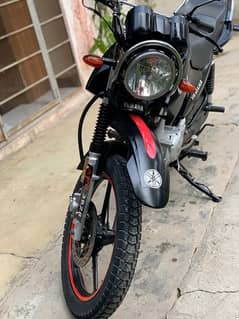 Yamaha YBR 125