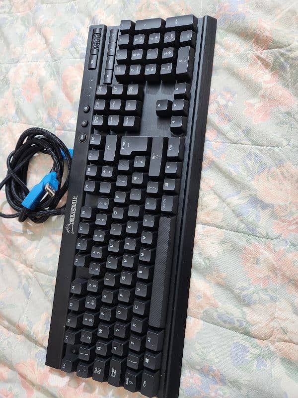 corsair rgb k70 gaming keyboard original 5