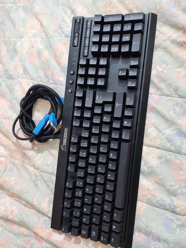 corsair rgb k70 gaming keyboard original 6