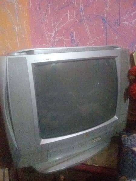 LG TV 21 inch 1