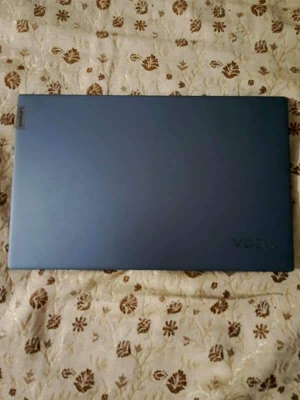 Lenovo core i7 10th gen yoga slim 7 2