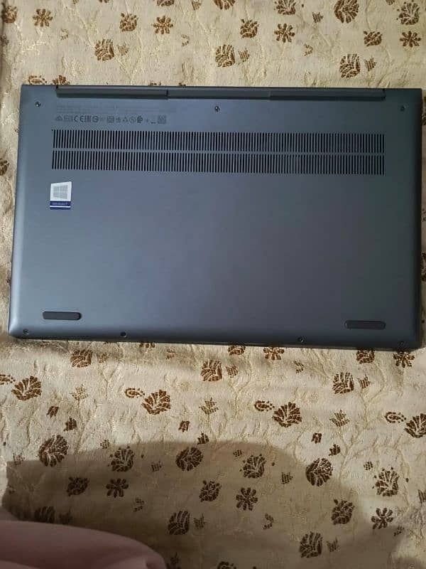 Lenovo core i7 10th gen yoga slim 7 3