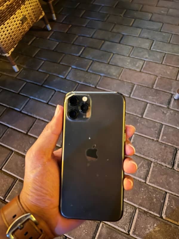 I phone 11 pro PTA Approved 1