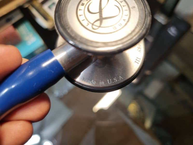 litmann cardiology 3 stethoscope. 3