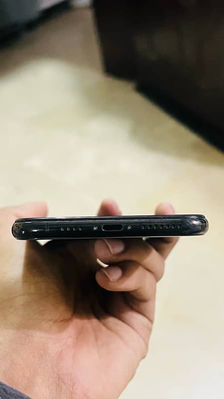 iphone XS Max 0