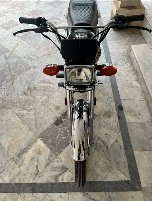 Honda 125 Full New 7