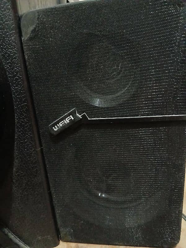 branded woofer 6.5,,powerful bass 3