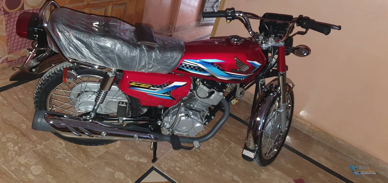 Honda CG 125 2024 3