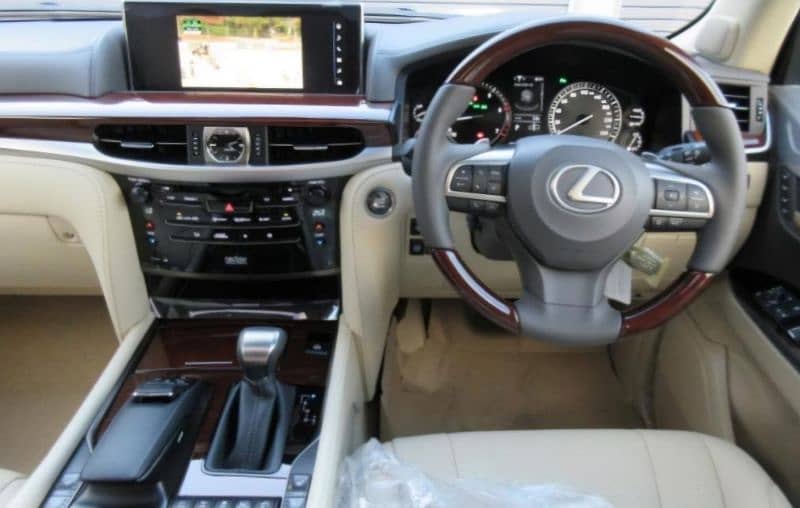 Lexus LX Series 2021 1