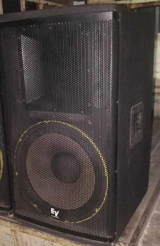 sp2 ev spker 15 inch 300 watt 440 hi hy no rapaer 3