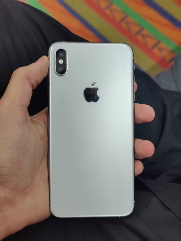 IPHONE Xsmax 3