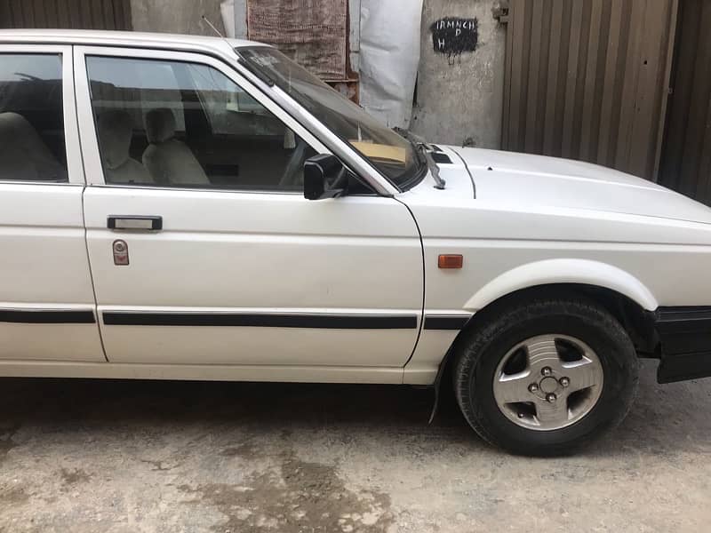 Nissan Sunny 1987 2