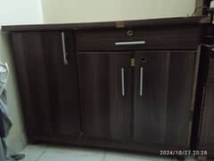 Wooden Istri Cabinet