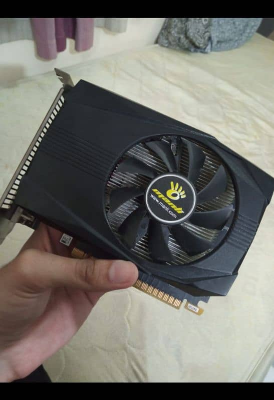 GTX 1050 MINT CONDITION 4