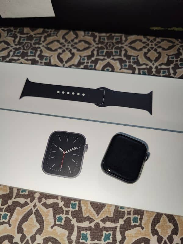 Apple Watch Series 6 40mm Icloud locked parts can be used 0