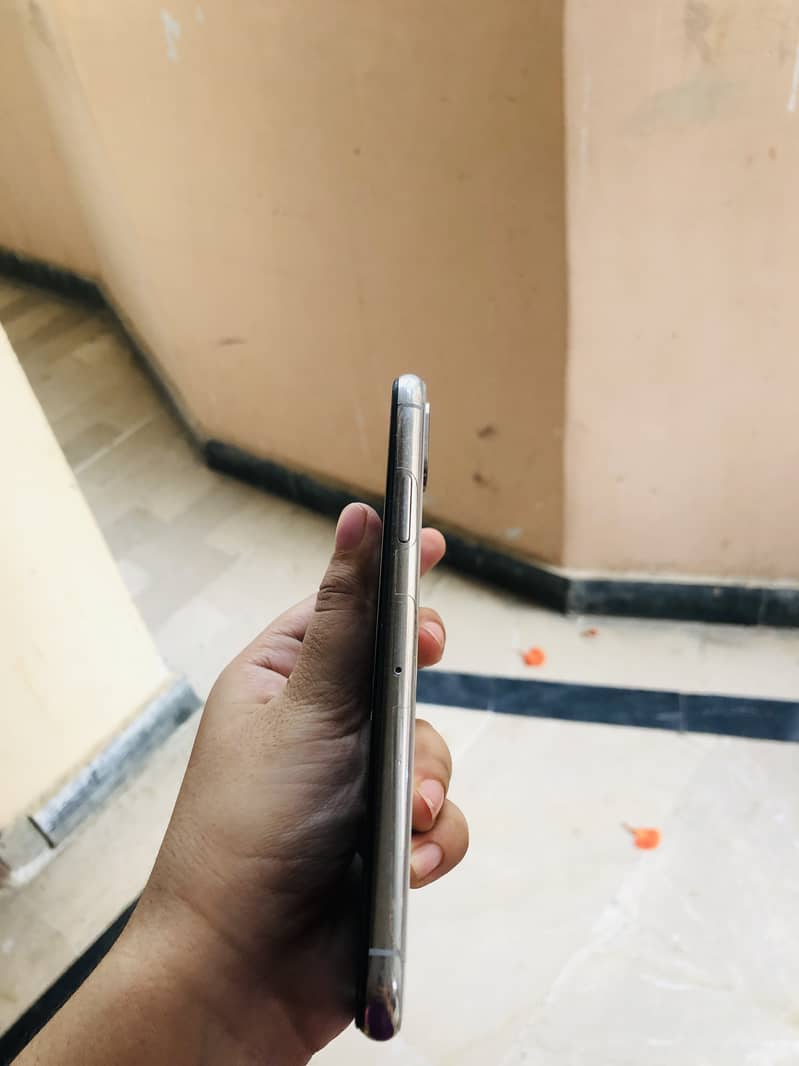 Iphone X with box 2